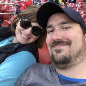 Meet your Posher, Kelly